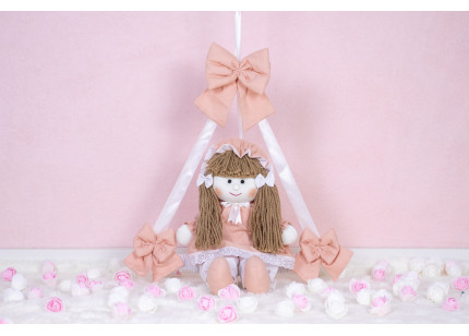 Enfeite de Porta Boneca...