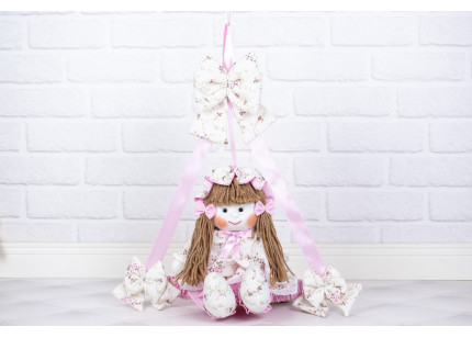 Enfeite de Porta Boneca...